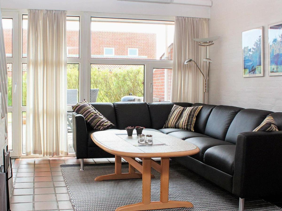 Amazing Home In Blavand With Wifi Экстерьер фото